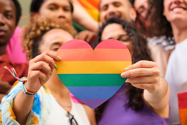Dia do Orgulho LGBTQIA+: 5 ações de acolhimento para avaliar sua empresa